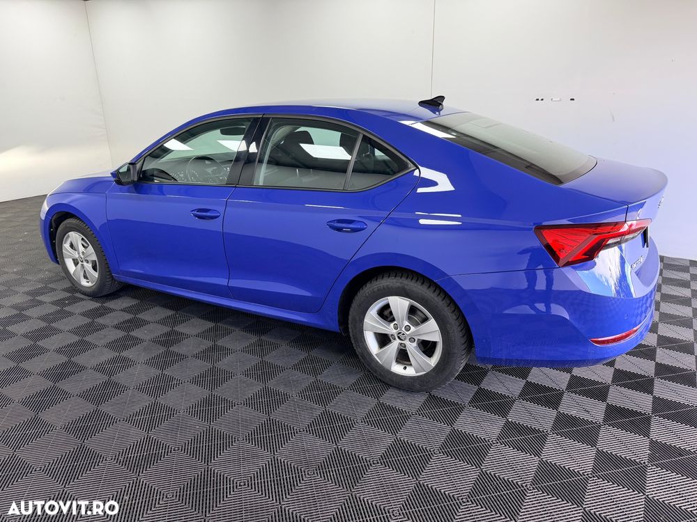 Skoda Octavia 1.6 TDI Ambition - 10