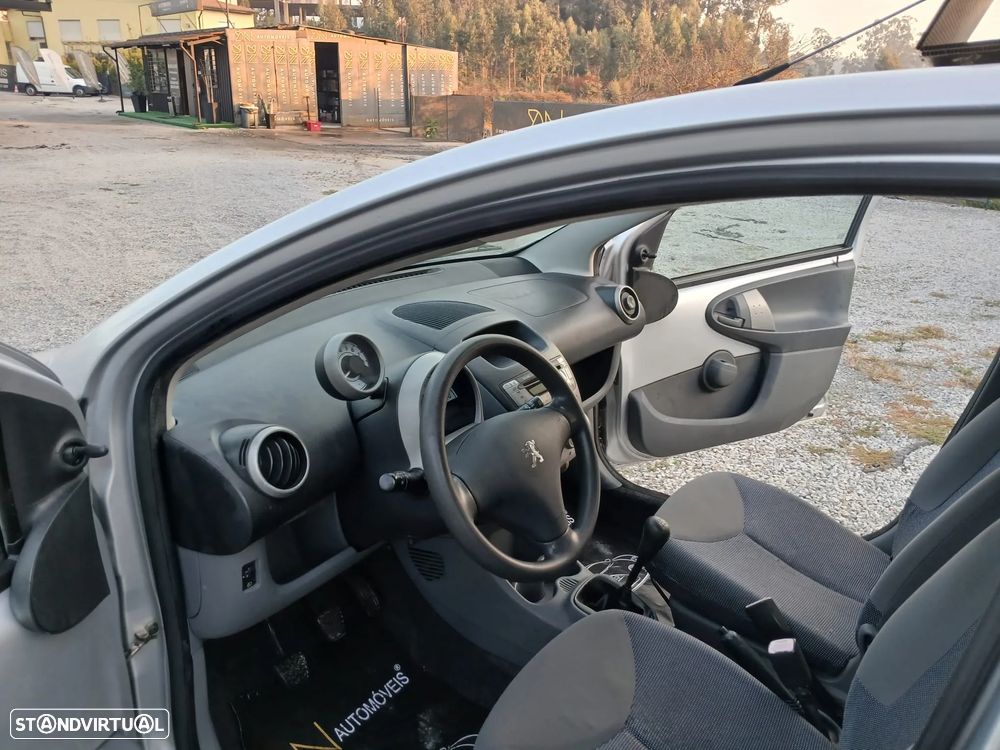 Peugeot 107 1.0 Trendy - 7