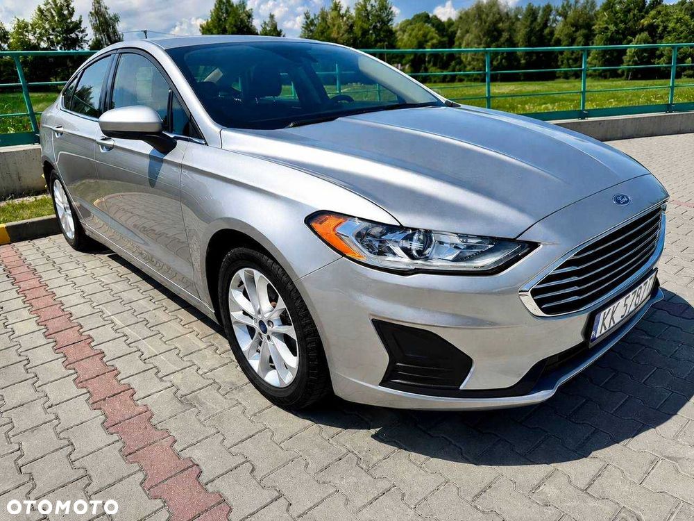 Ford Fusion - 3