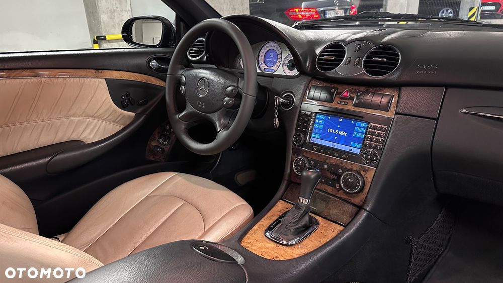 Mercedes-Benz CLK 350 7G-TRONIC Avantgarde - 20
