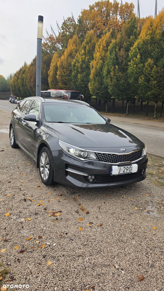 Kia Optima - 8
