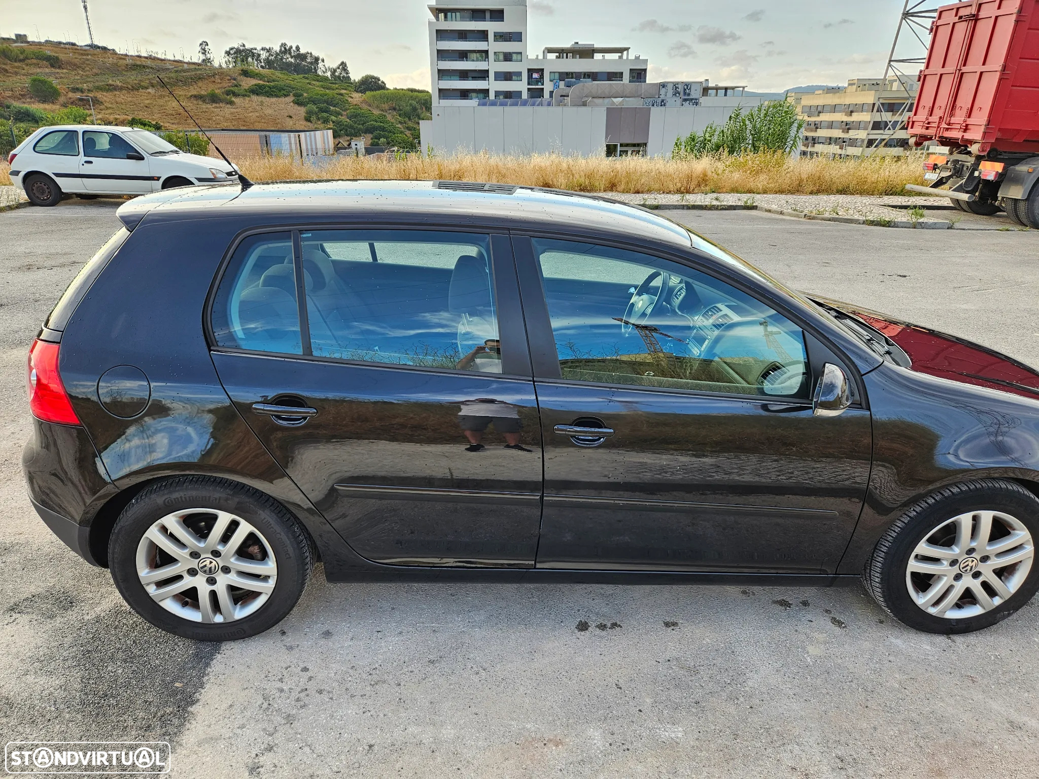 VW Golf 1.9 TDi BlueM. Confortline - 13
