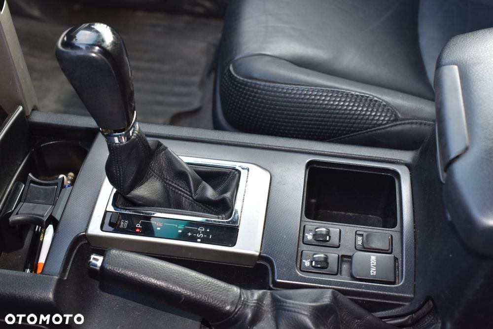 Toyota Land Cruiser LC 3.0 D-4D Prestige - 7