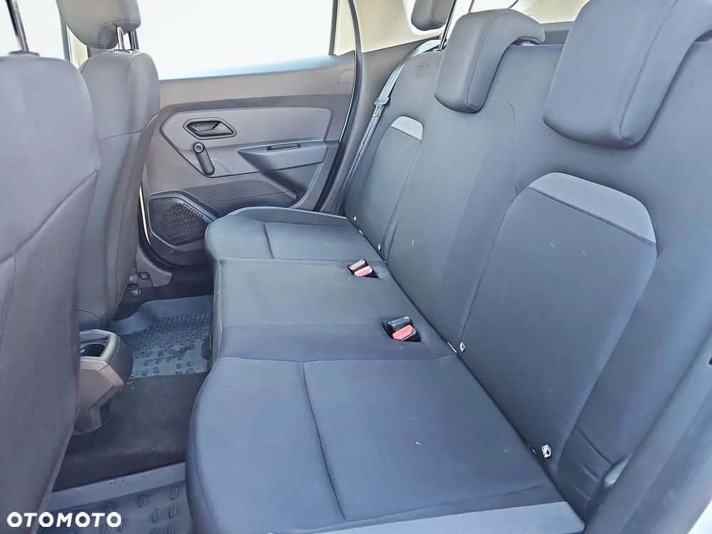 Dacia Duster 1.3 TCe FAP Essential - 13