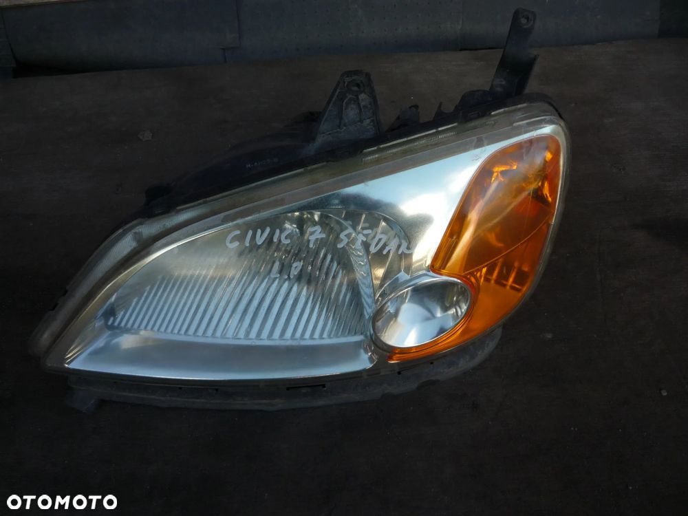 HONDA CIVIC VII SEDAN LAMPA PRZEDNIA LEWA LUB PRAWA - 13
