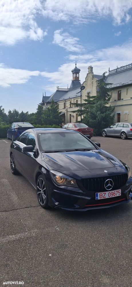 Mercedes-Benz CLA 200 d 7G-DCT Urban - 14