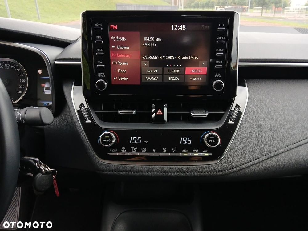 Toyota Corolla - 30