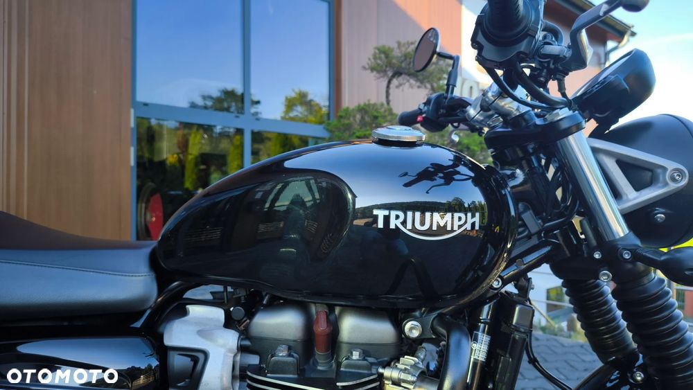 Triumph Street Twin - 24