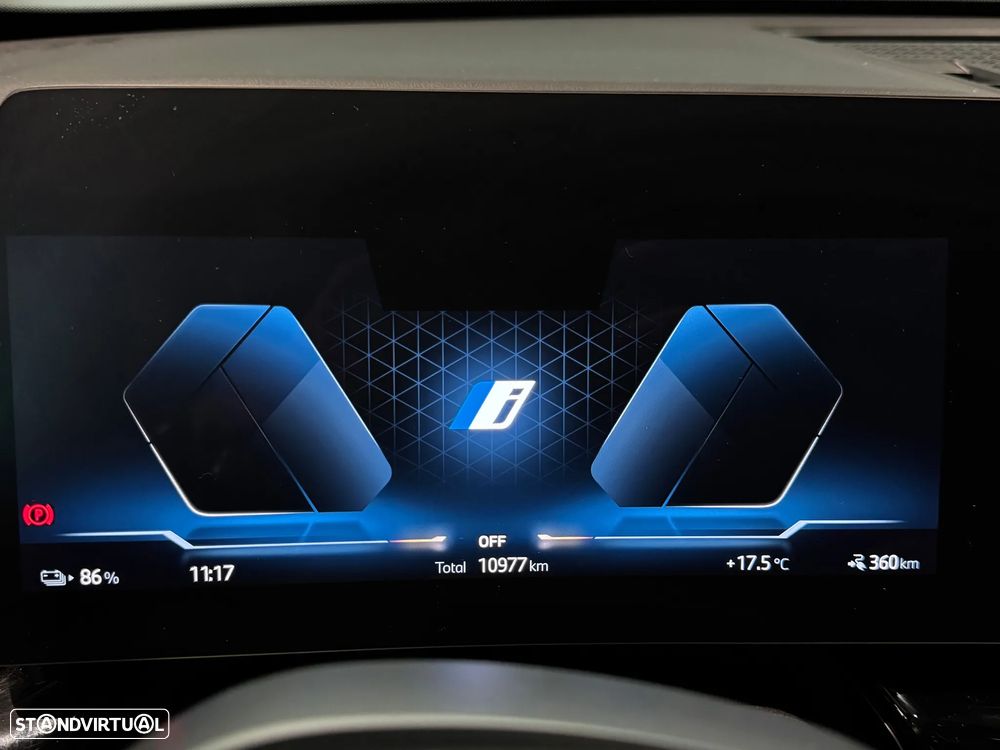 BMW iX1 eDrive20 xLine - 12