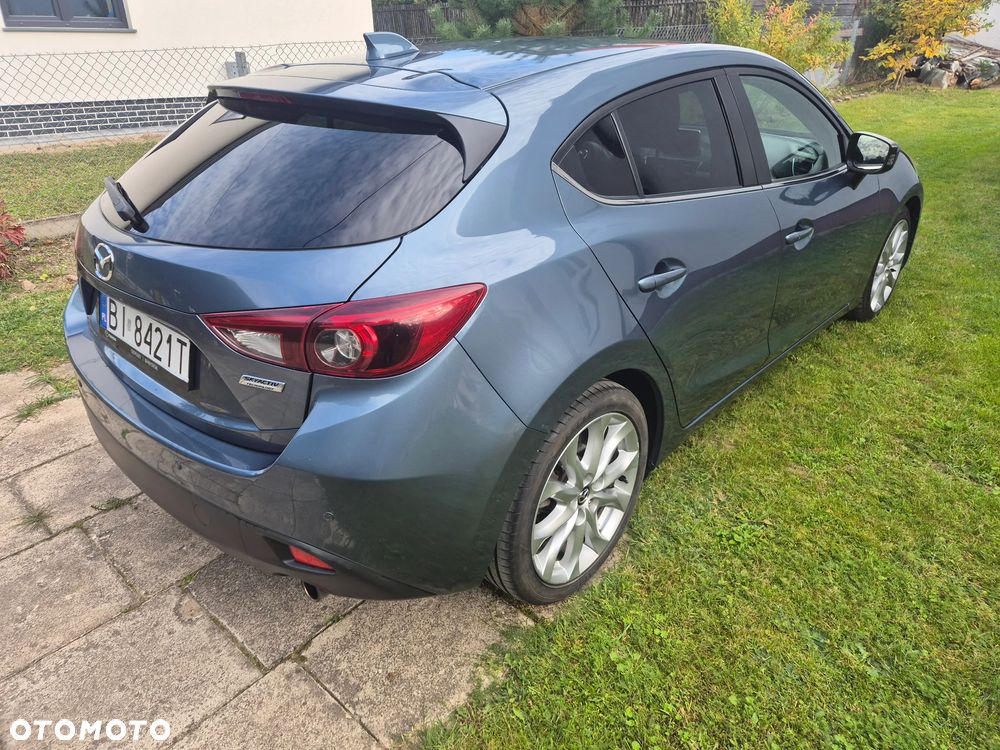 Mazda 3 - 3