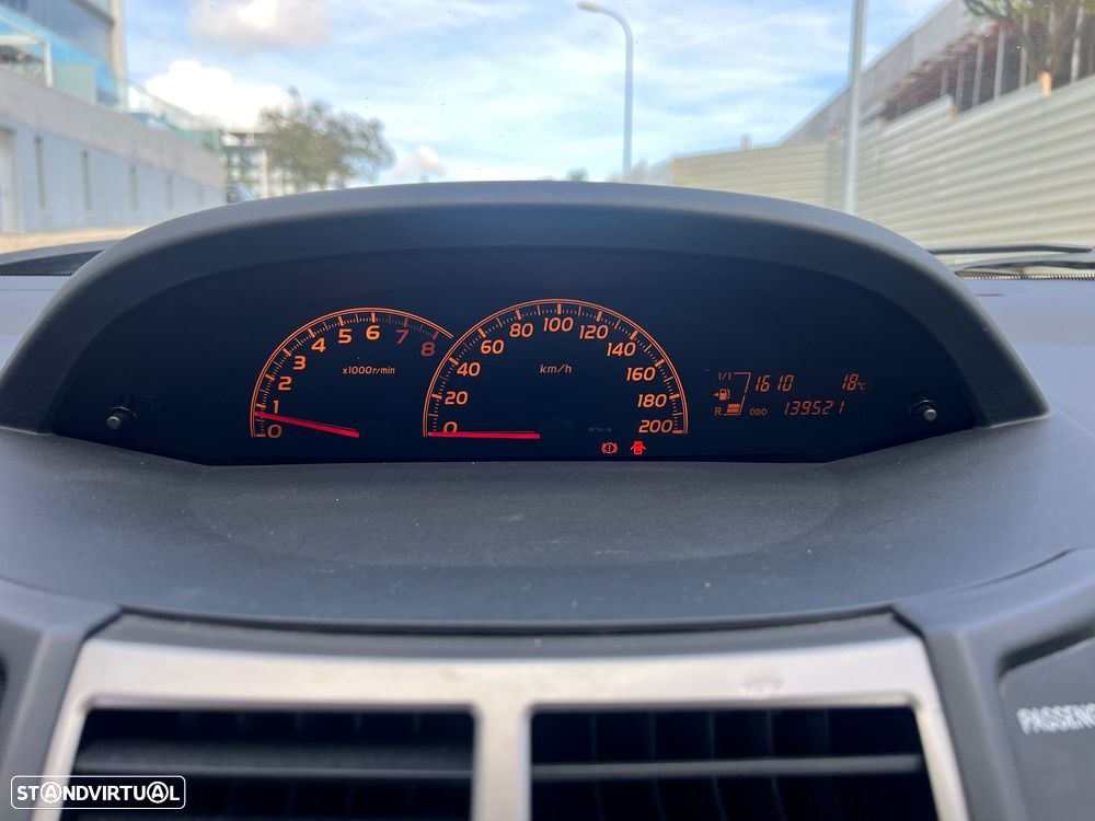 Toyota Yaris 1.0 VVT-i ACtive+AC - 24