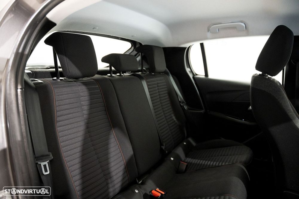 Peugeot 208 1.2 PureTech Active Pack - 10