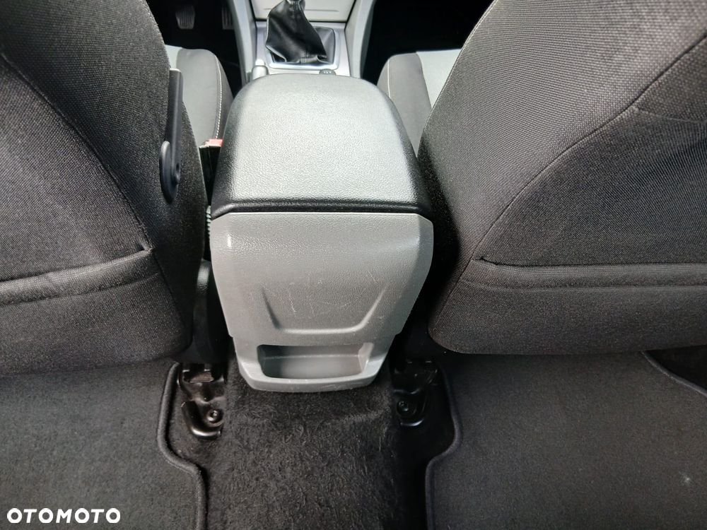 Ford Focus 1.6 16V Ambiente - 35