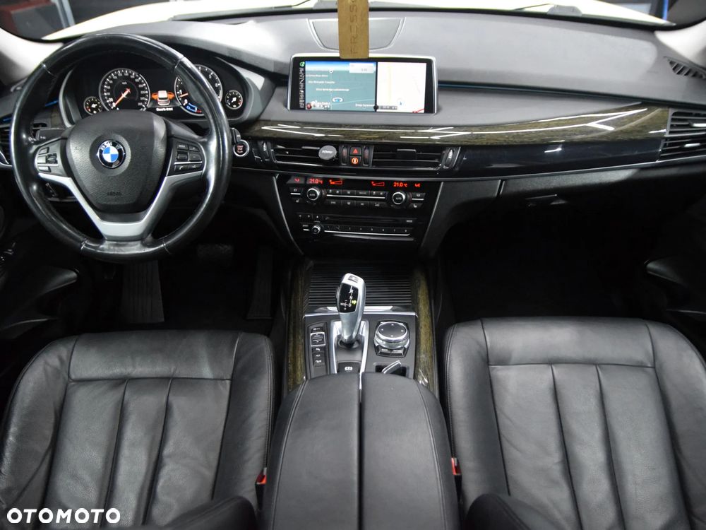 BMW X5 xDrive35i - 6