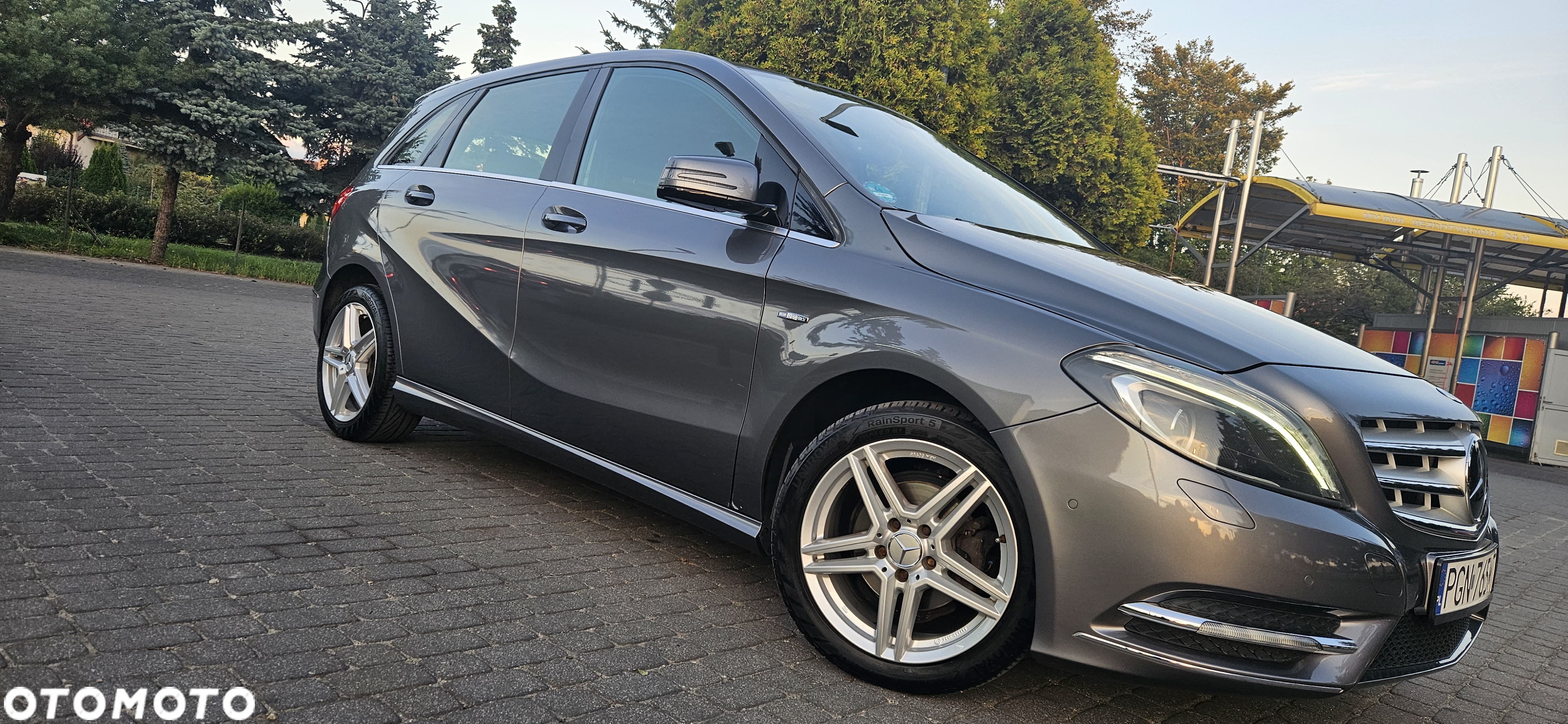 Mercedes-Benz Klasa B 180 BlueEFFICIENCY Edition - 2