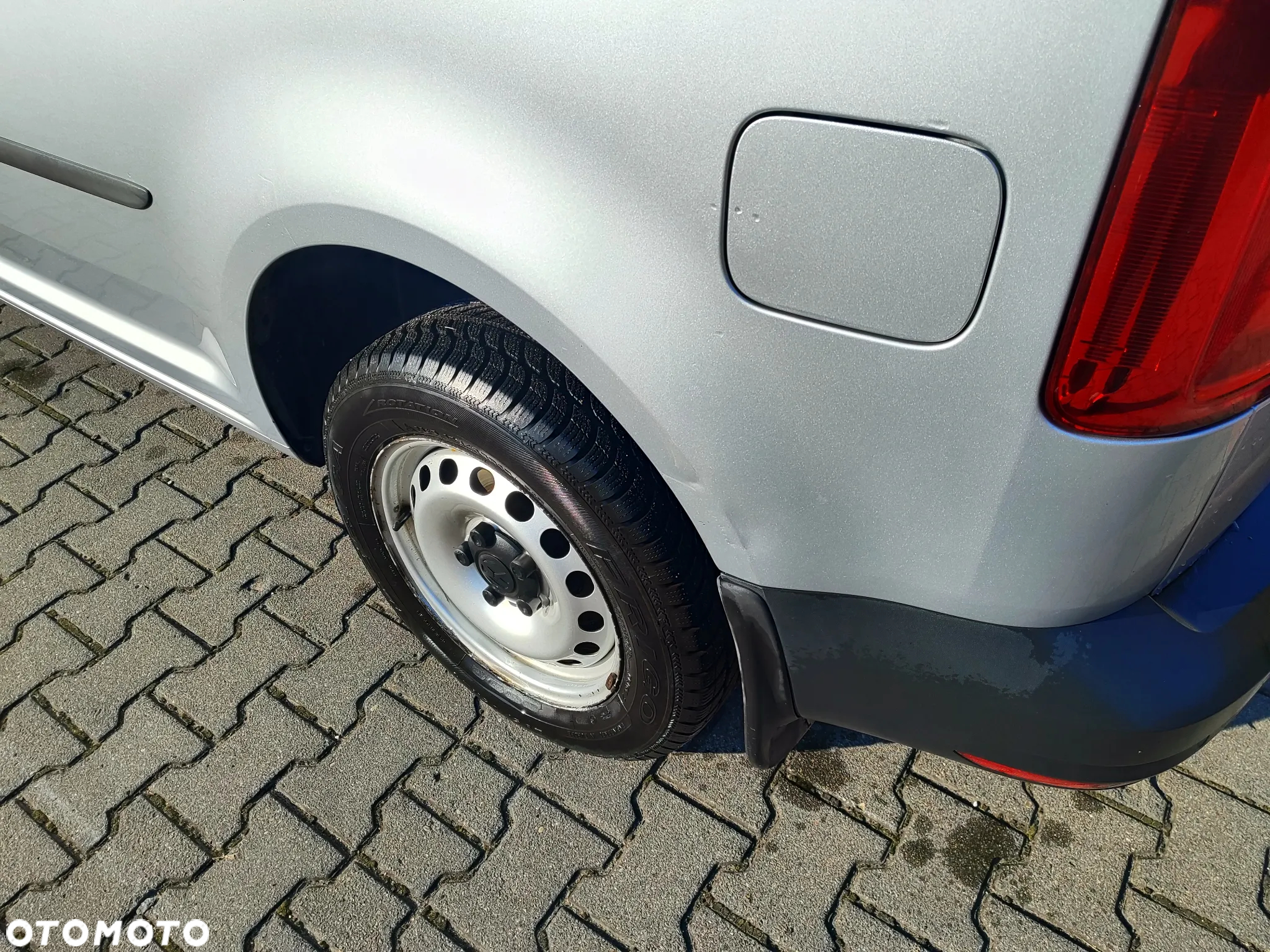 Volkswagen Caddy 2.0 TDI - 8