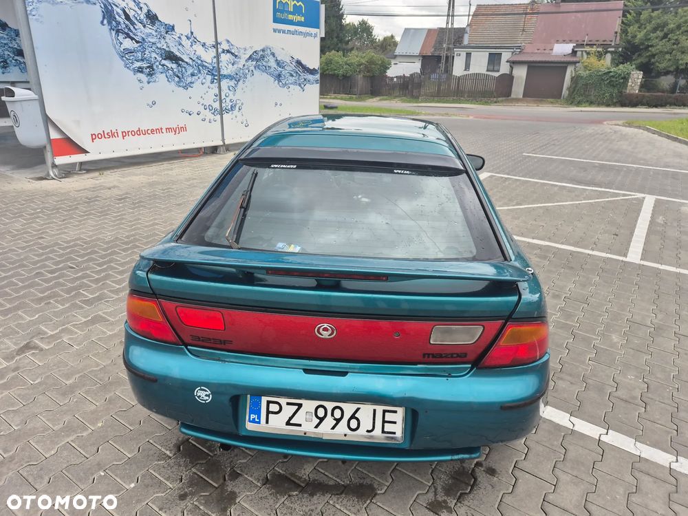 Mazda 323F 1.5 Exclusive - 13