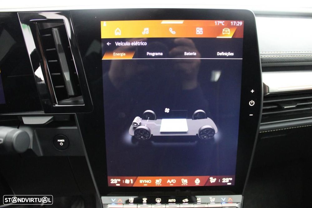 Renault Mégane E-Tech EV60 Iconic Autonomia Conforto - 30