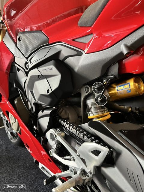 Ducati Panigale V4 S - 4
