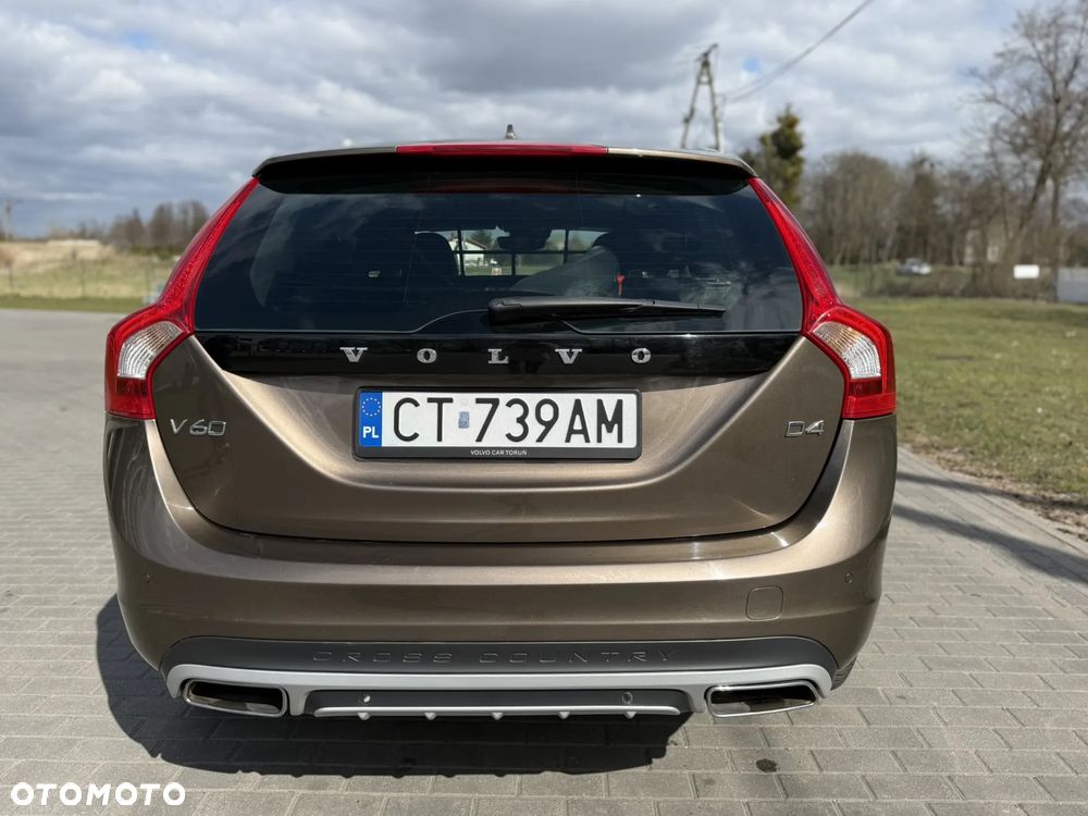 Volvo V60 Cross Country D4 Drive-E Momentum - 6