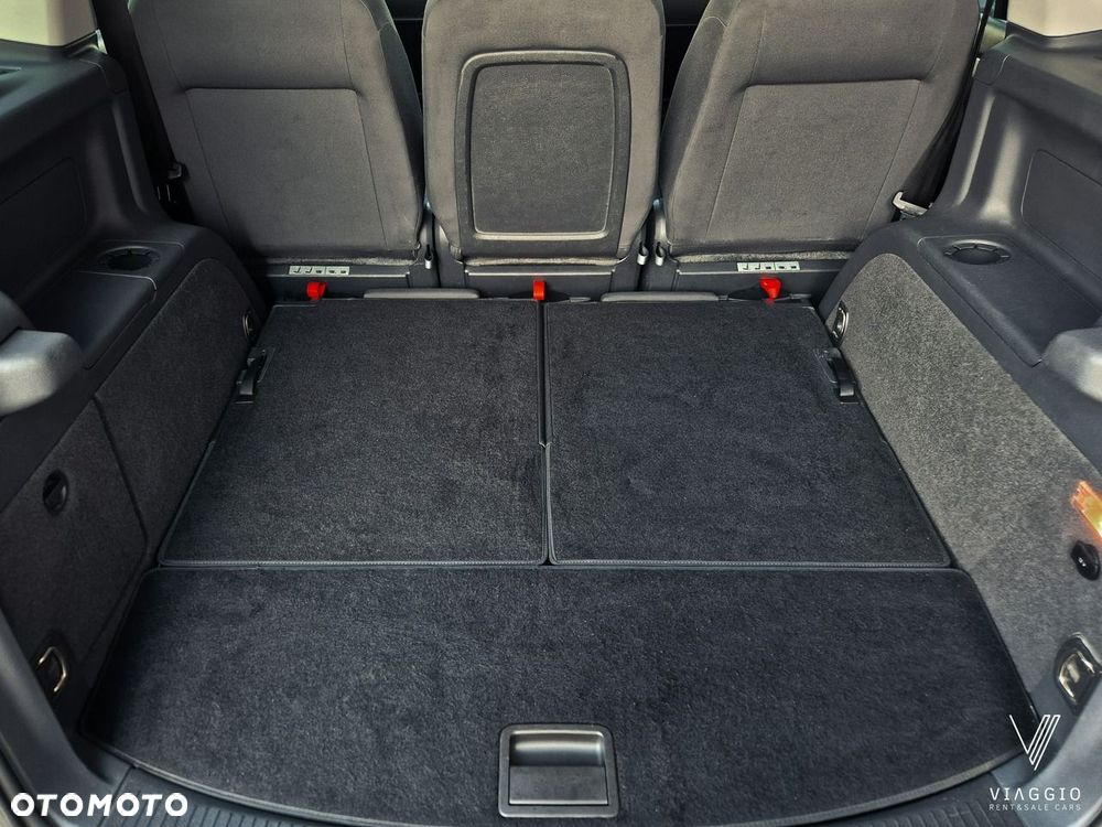 Volkswagen Touran 2.0 TDI Highline - 21