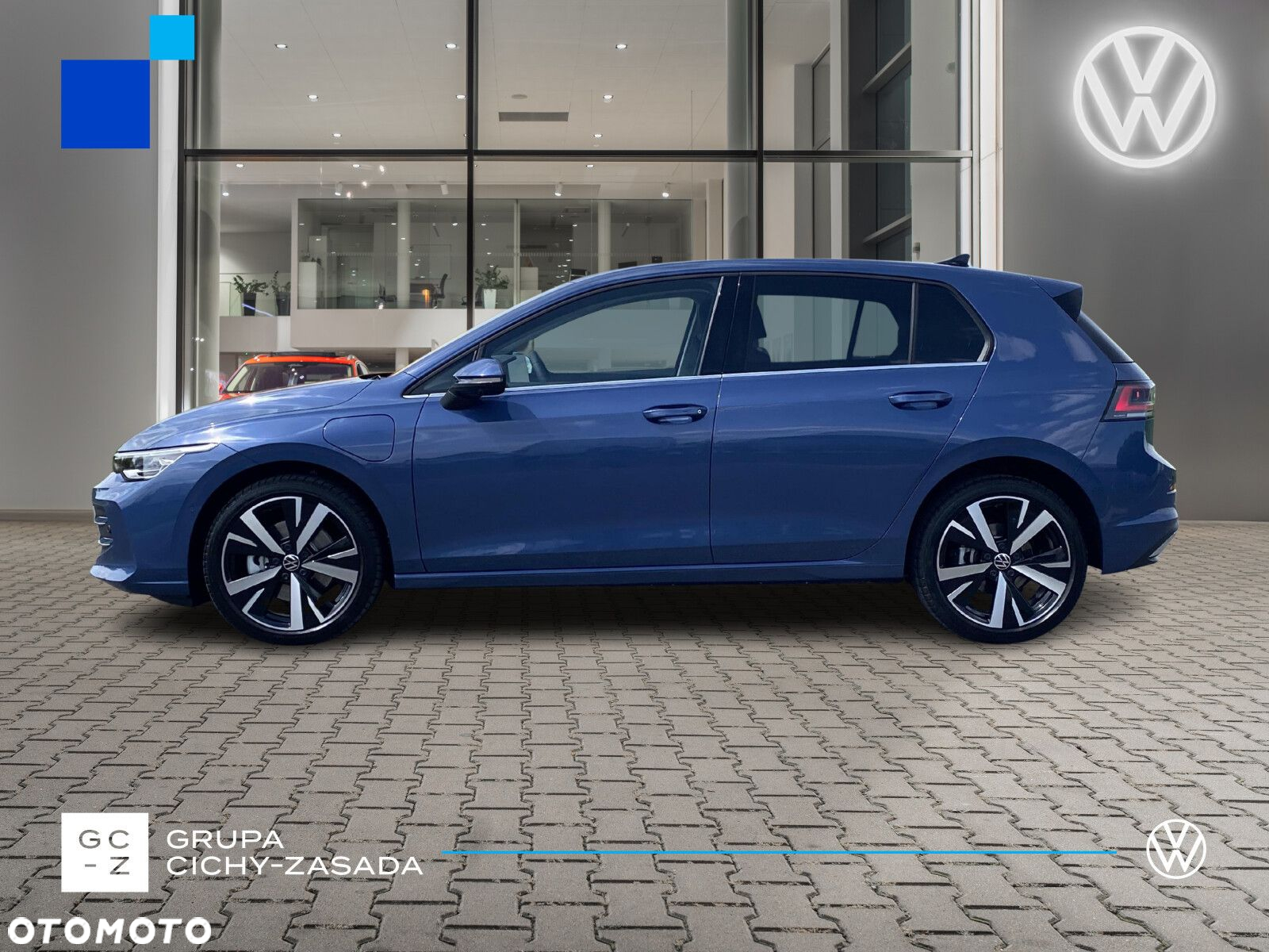 Volkswagen Golf - 2