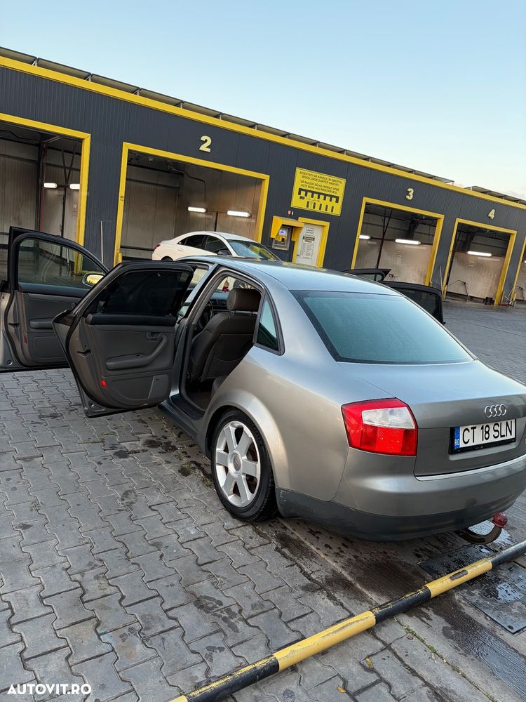Audi A4 1.9 TDI quattro - 18