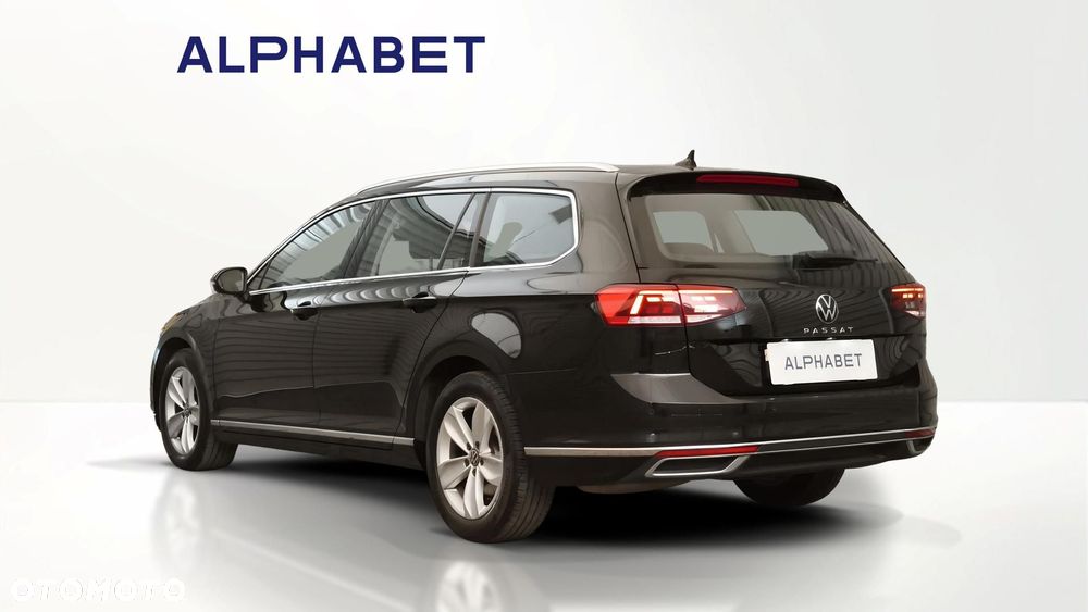 Volkswagen Passat - 3