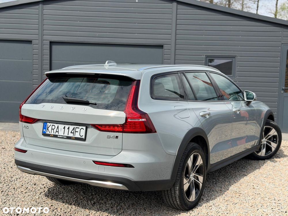Volvo V60 Cross Country B4 D AWD Geartronic - 16