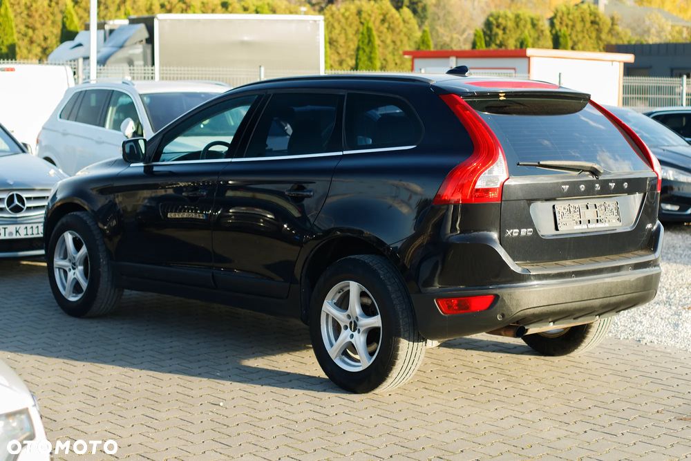 Volvo XC 60 2.4D AWD Kinetic - 12