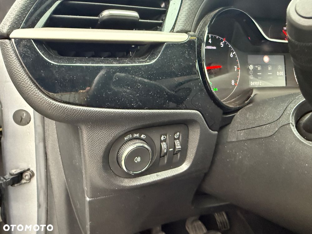 Opel Corsa 1.2 Edition S&S - 19