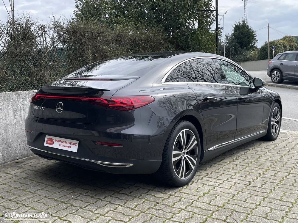 Mercedes-Benz EQE 300 Edition Electric Art - 3