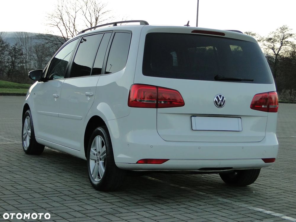 Volkswagen Touran 1.4 TSI MATCH - 26