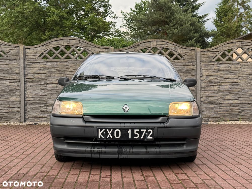 Renault Clio - 6