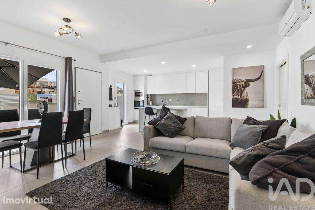 Casa / Villa T4 em Estômbar e Parchal de 178,00 m2 - Grande imagem: 2/22