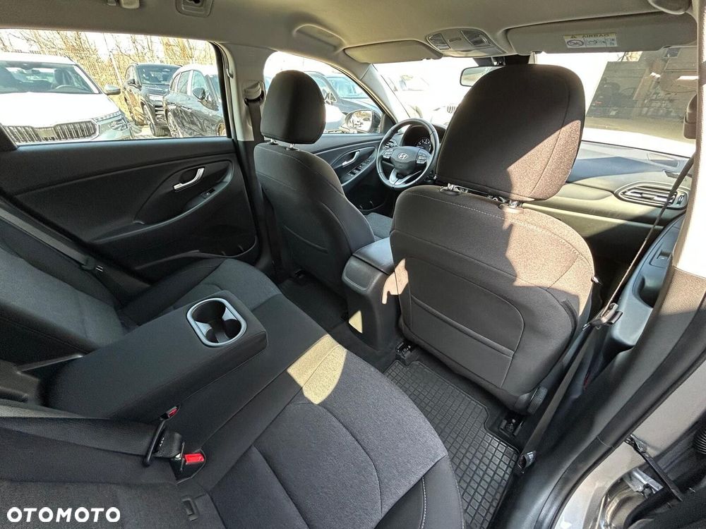 Hyundai i30 1.0 T-GDI Smart DCT - 9