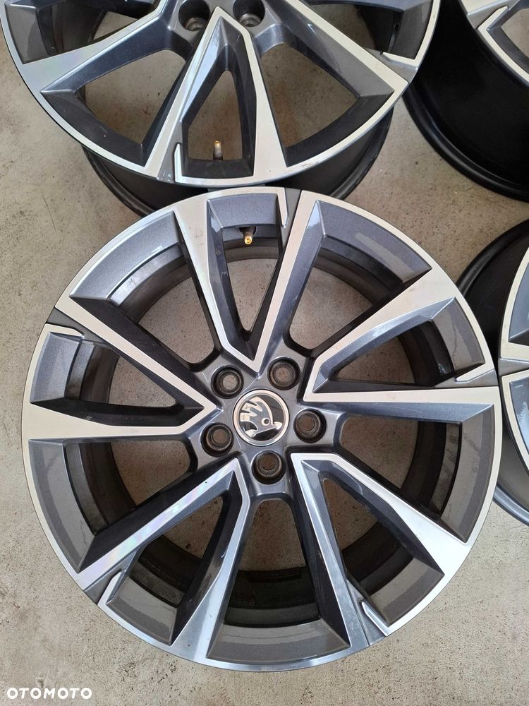 Felgi aluminiowe ! 17 SKODA 5X100 ! MONTAŻ! SKODA KAMIQ SCALA ! - 4
