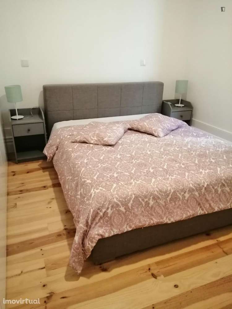 Apartamento com 1 quartos - localizado em Cedofeita Porto - Grande imagem: 4/5