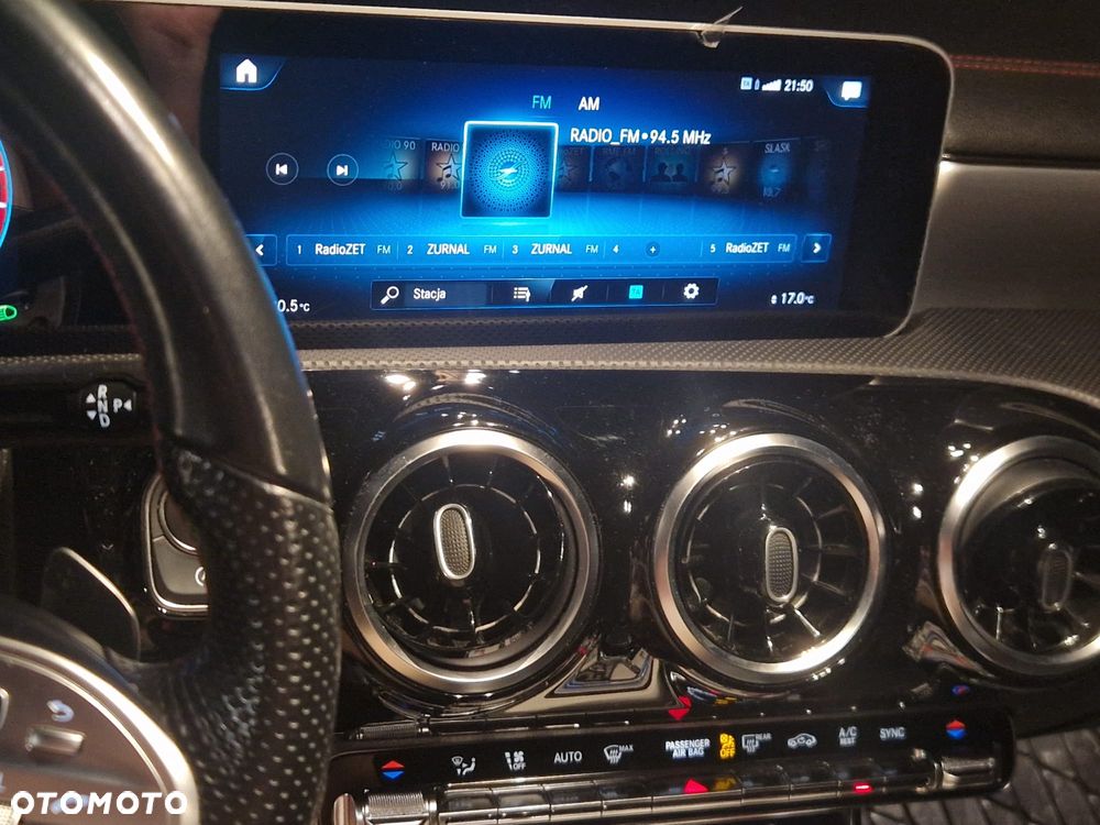 Mercedes-Benz CLA 220 4-Matic AMG Line 7G-DCT - 3