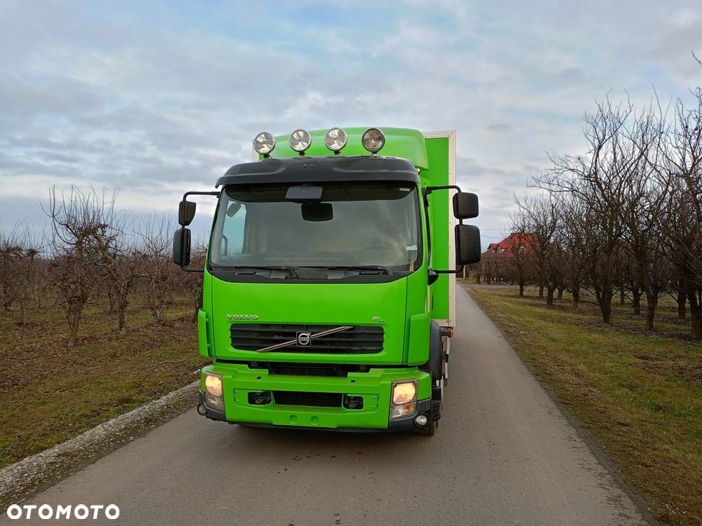 Volvo FL - 1