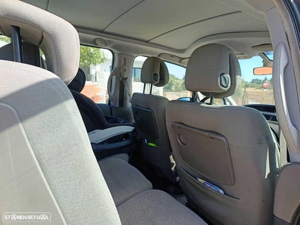 Renault Espace 1.9 dCi Expression - 7