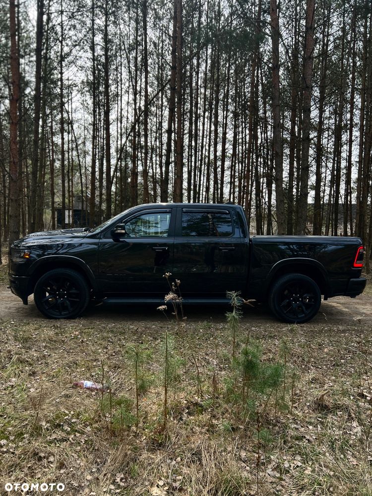 RAM 1500 5.7 Crew Cab Shortbed Laramie Black - 14