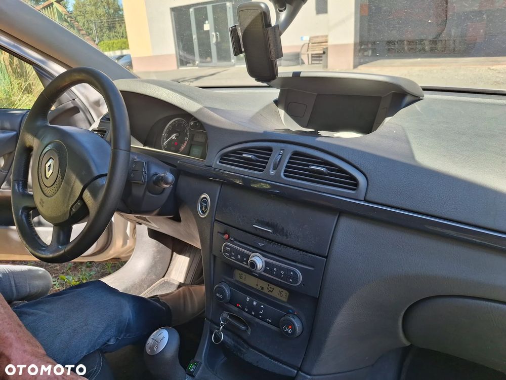 Renault Laguna - 6