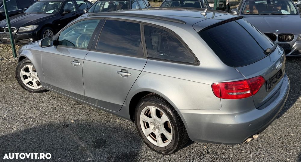 Audi A4 Avant 2.0 TDI DPF Ambiente - 15