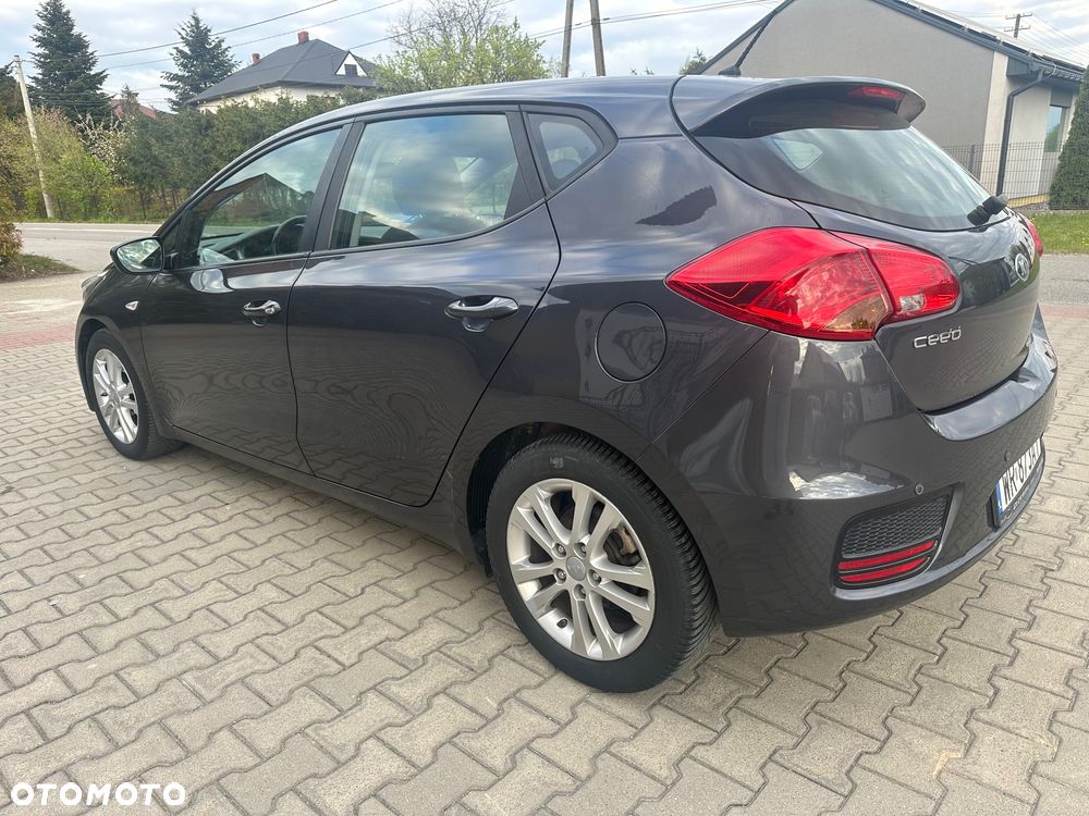 Kia Ceed 1.6 CRDi M - 3