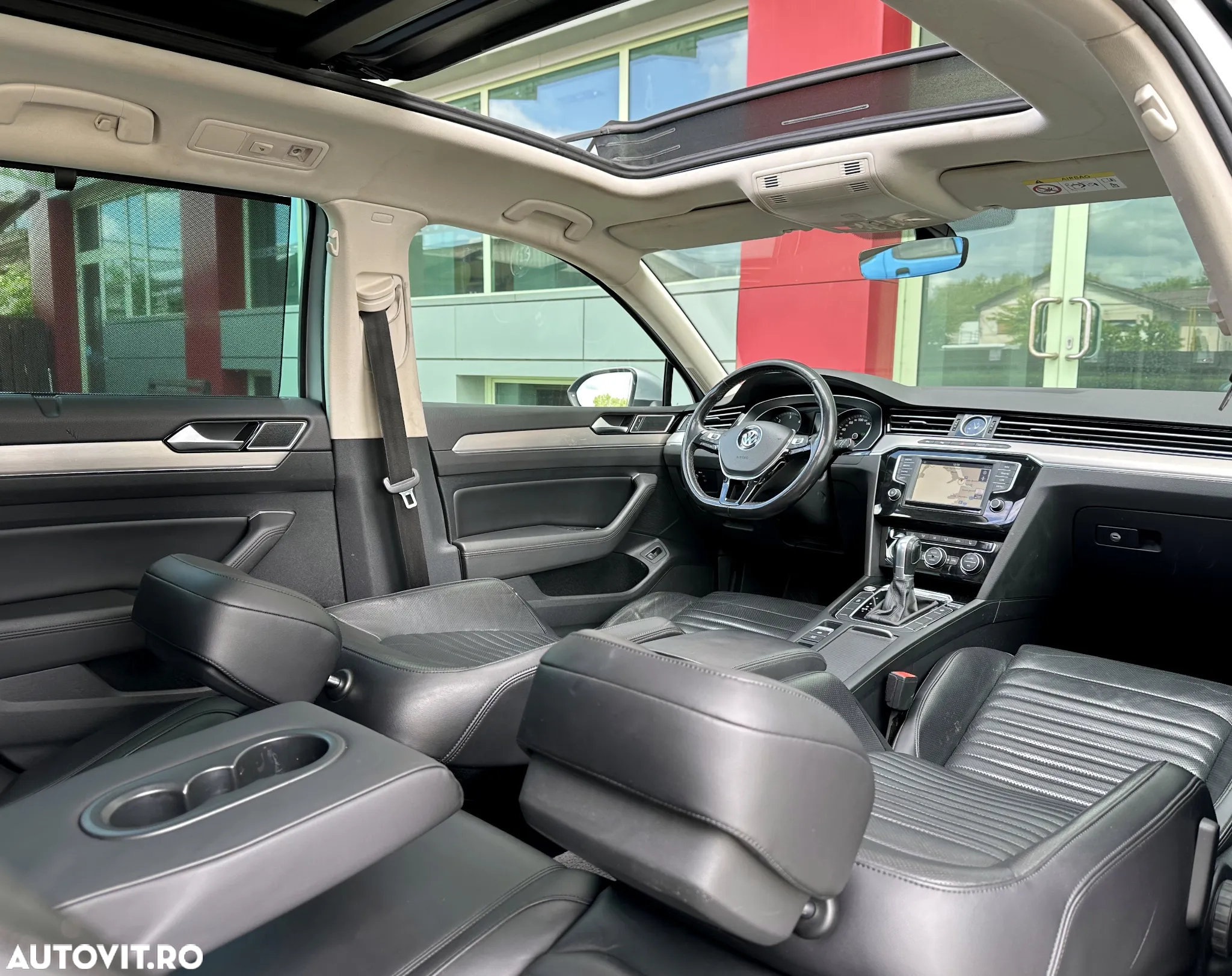 Volkswagen Passat - 10