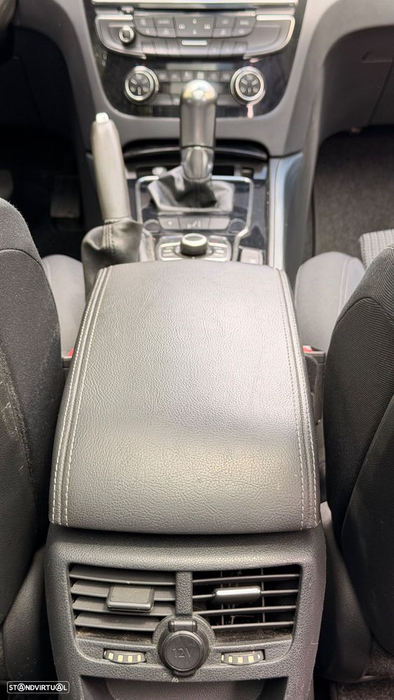 Peugeot 508 SW - 12