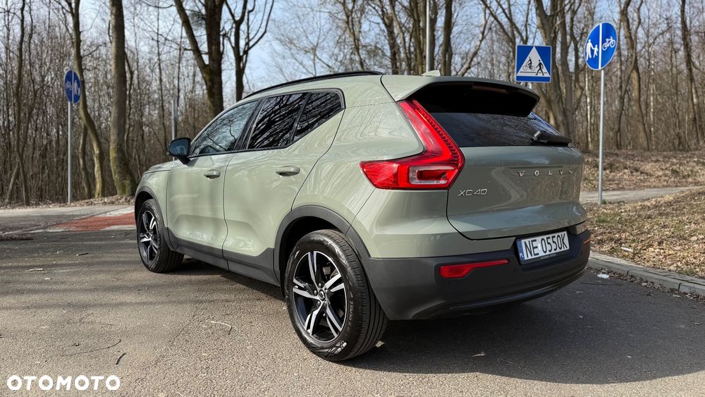 Volvo XC 40 B3 Plus Dark - 9