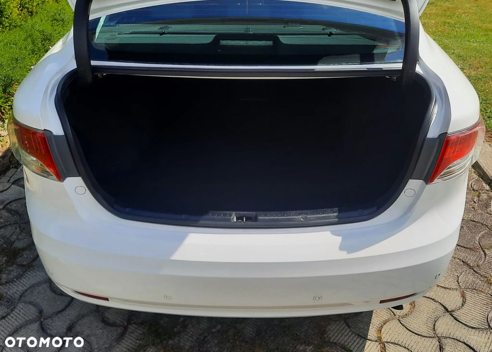 Toyota Avensis 1.8 Executive - 12