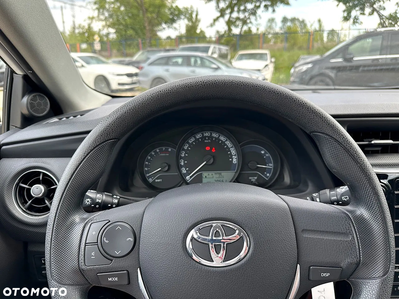 Toyota Auris 1.33 VVT-i Active - 14